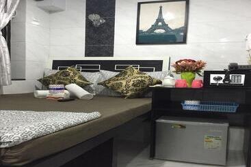 هتل Skylark Hostel