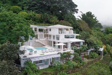 هتل The Retreat Costa Rica   Wellness Resort & Spa