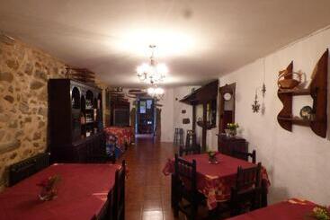 پانسیون La Posada De Pedrazales