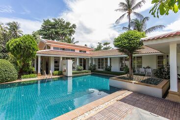Baan Arun