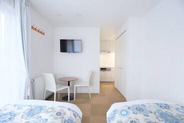 Bliss Lodging