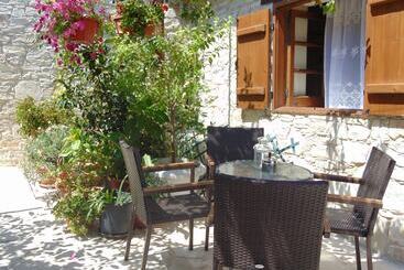 Charalambos Holiday Cottage