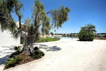 هتل Addauro Resort