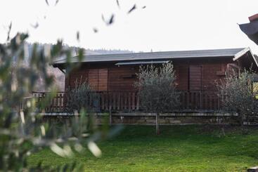 هتل Agriturismo Ponte Di Riocchio
