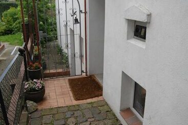 هتل Airportgastehaus Bremen