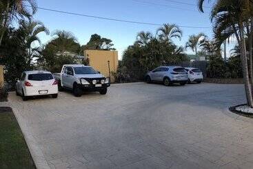 هتل Grange Resort Hervey Bay