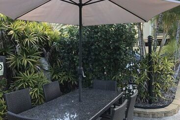 هتل Grange Resort Hervey Bay