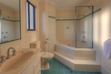 هتل Grange Resort Hervey Bay