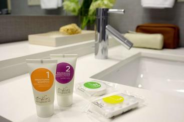 هتل Hyatt Place West London Hayes