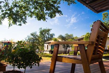 هتل Mela Garden Retreat Cottage