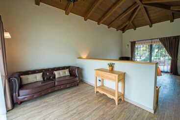 هتل Mela Garden Retreat Cottage