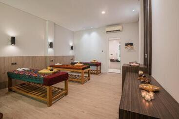 Padmasari Resort Lovina - Banjar