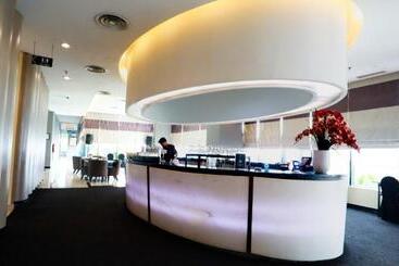 Vasaka Hotel Jakarta Managed By Dafam