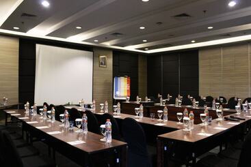 Vasaka Hotel Jakarta Managed By Dafam
