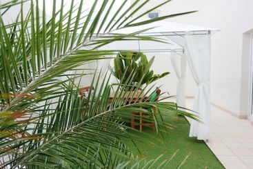 هتل Yucca Villas