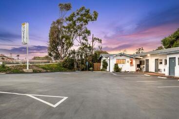 Scandia Motel