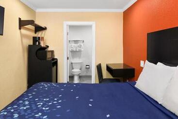 Scandia Motel