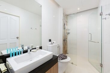 Lago Apartments By Tropiclook