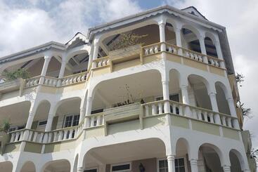 Unit 3 Private Apartment   Roseau - Roseau