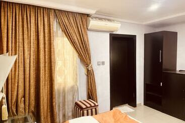 De Geogold Hotels And Suites