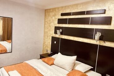 De Geogold Hotels And Suites