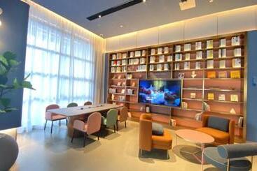 Hanting Hotel Shanghai Anting Metro Station