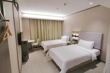 Hanting Hotel Zhengzhou Shangding Road