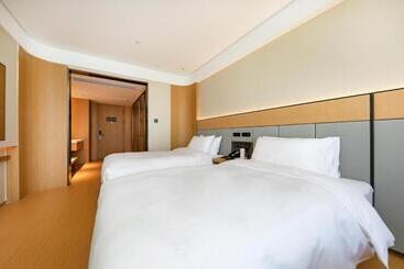 Ji Hotel Wenzhou Economic Development Zone Binhai Park
