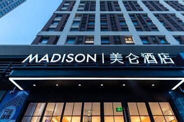هتل Madison Jinan Olympics Center