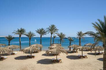 Serry Beach Resort