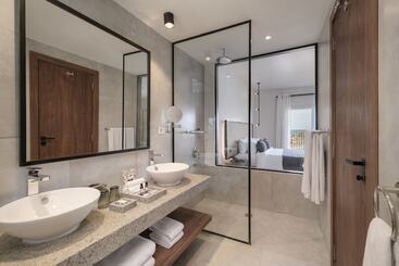 Serry Beach Resort