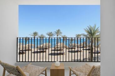 Serry Beach Resort