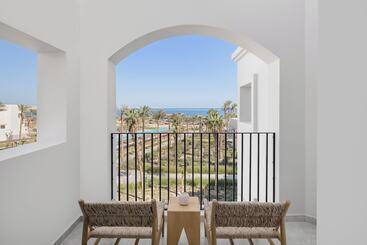 Serry Beach Resort