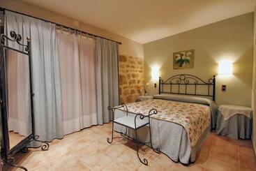 Apartamentos Santa Agueda