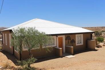 Aus Self Catering Units