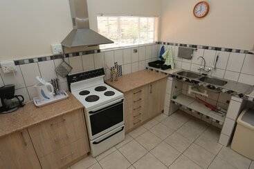 Aus Self Catering Units