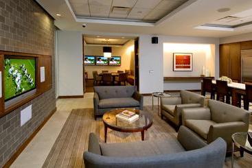 Global Luxury Suites At China Town