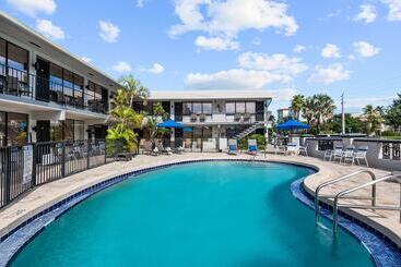 Hotel Avalon Resort Of Deerfield Beach