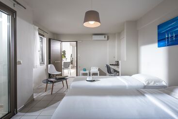 هتل Casa Bianca Adults Only By Checkin
