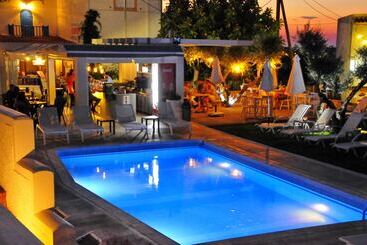 هتل Casa Bianca Adults Only By Checkin