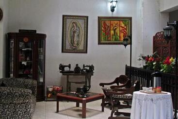 هتل Casa Pablo