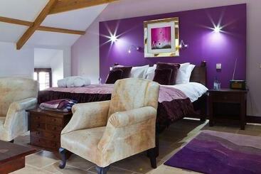 هتل Corran Resort & Spa