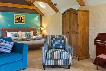 هتل Corran Resort & Spa