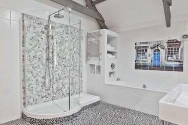 هتل Corran Resort & Spa