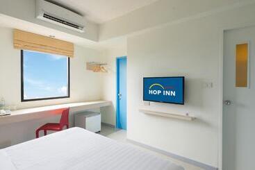 هتل Hop Inn Chumphon