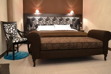هتل Jardy Hôtel & Suites