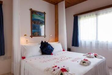 هتل Le Relax St. Joseph Guest House