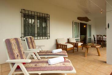 هتل Le Relax St. Joseph Guest House