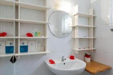 هتل Le Relax St. Joseph Guest House
