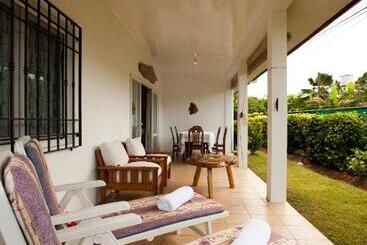 هتل Le Relax St. Joseph Guest House